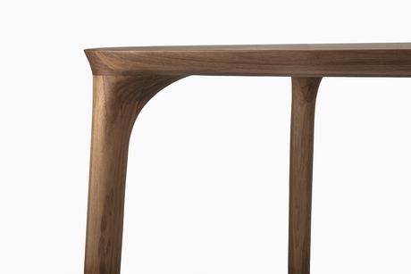 GoEs Elle Dining Table 