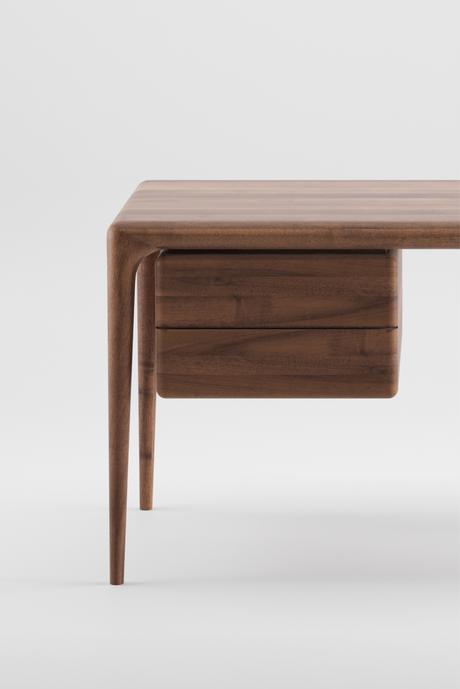 Artisan Latus Desk