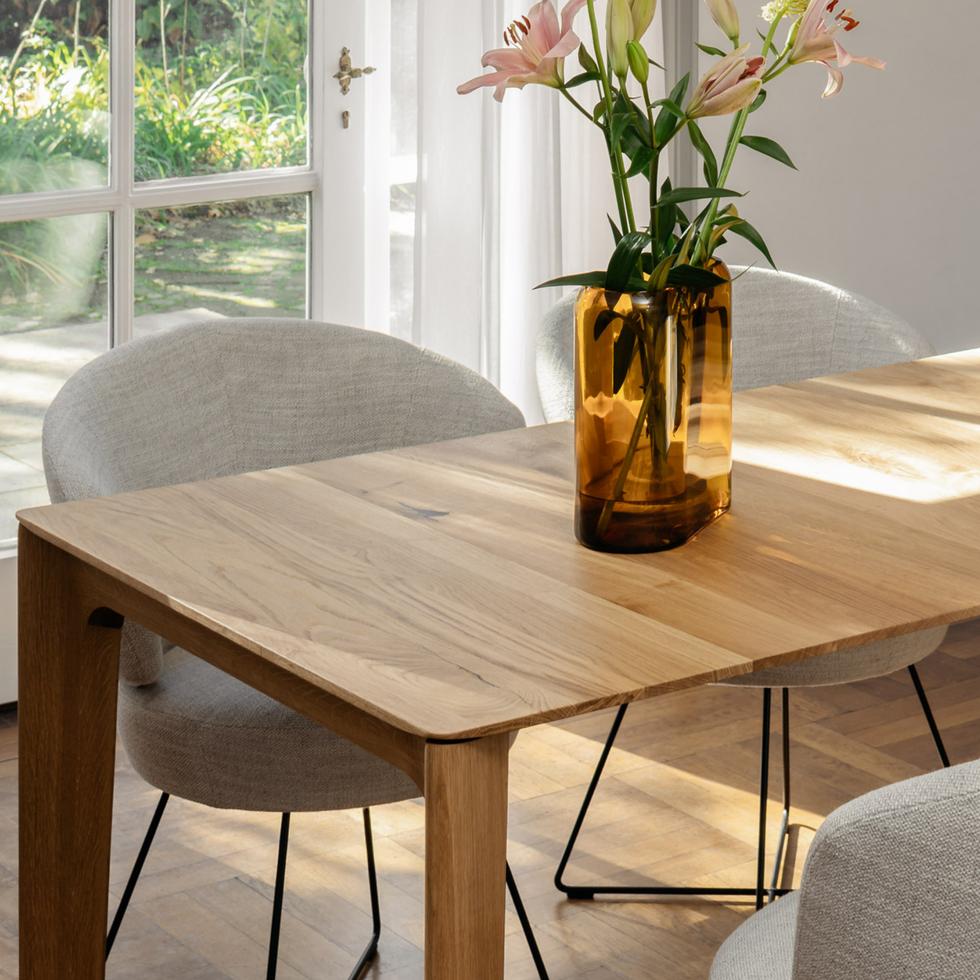 Rodam Passion-r20 Extending Table shown in Walnut