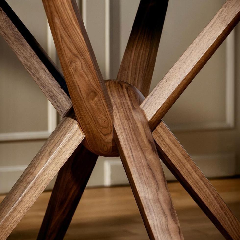 Rodam Nodi Table leg detail