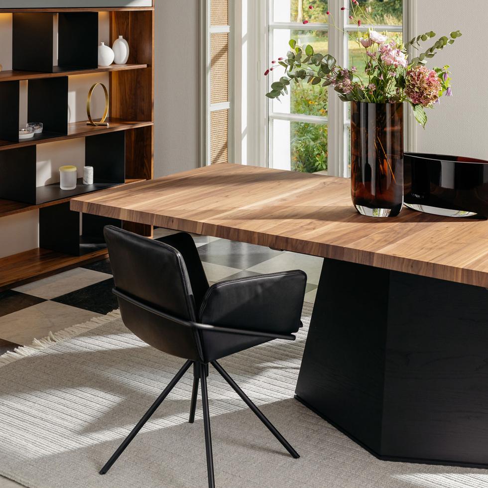 Rodam Carreau Extending Table