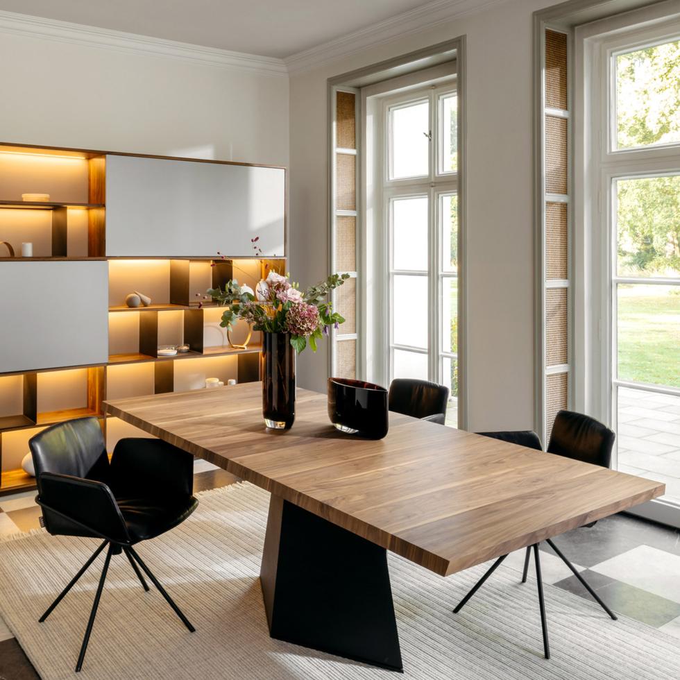 Rodam Carreau Extending Table