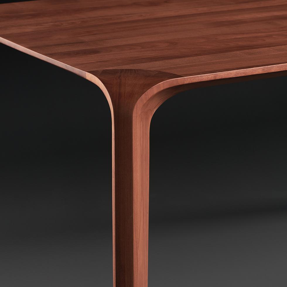 Artisan Flow Table 