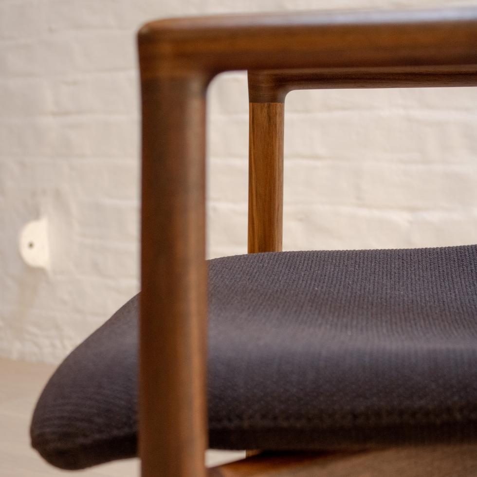 Rodam Sola Chair