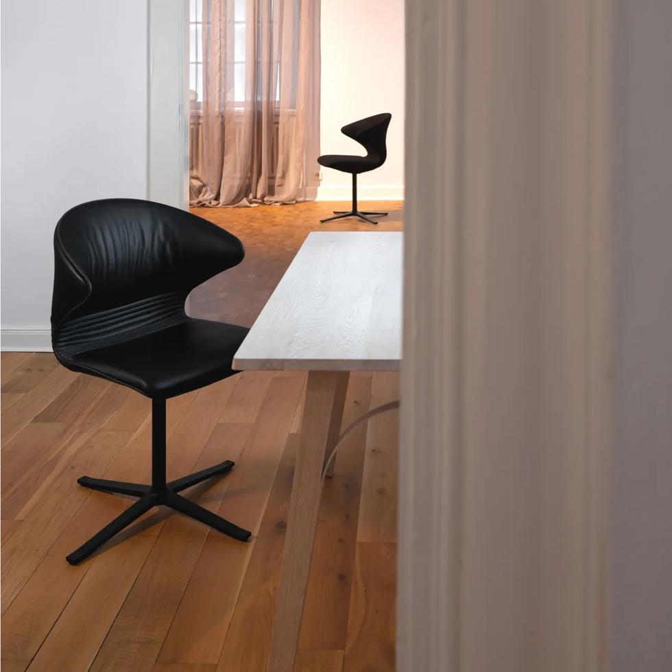  Rodam Oks Swivel Chair