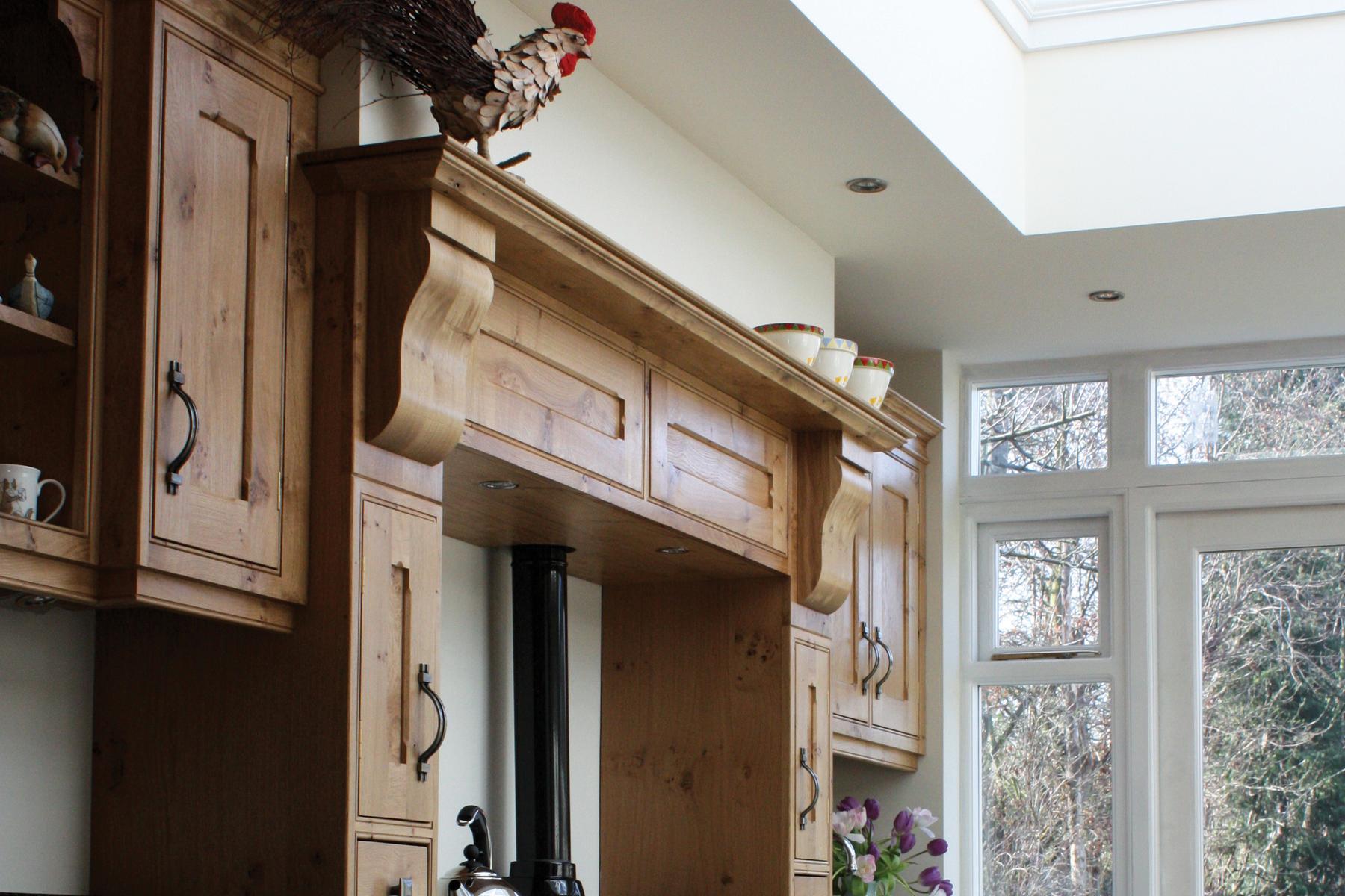 Helmsley kitchen mantle