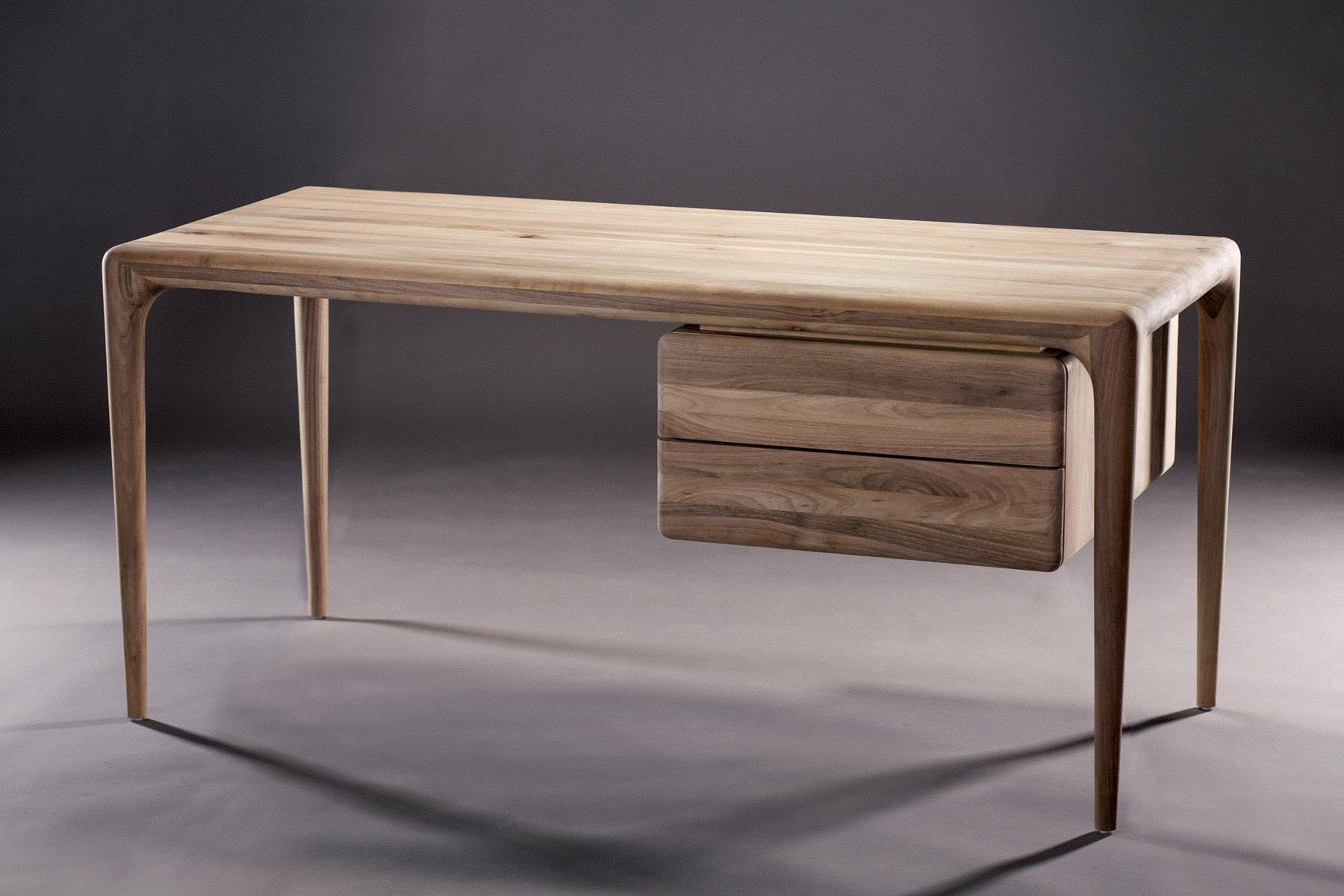 Latus Desk