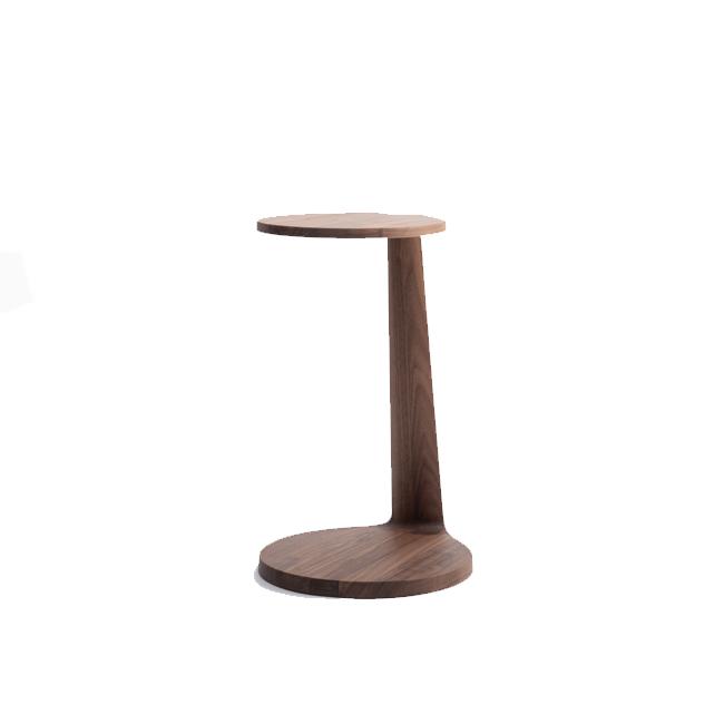 GoEs Primum Oval Side Table