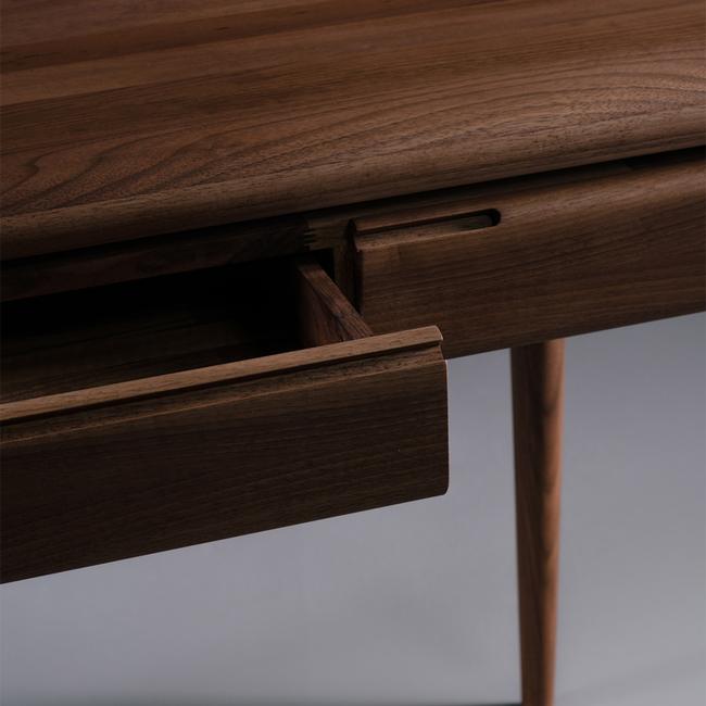 Latus Console Table